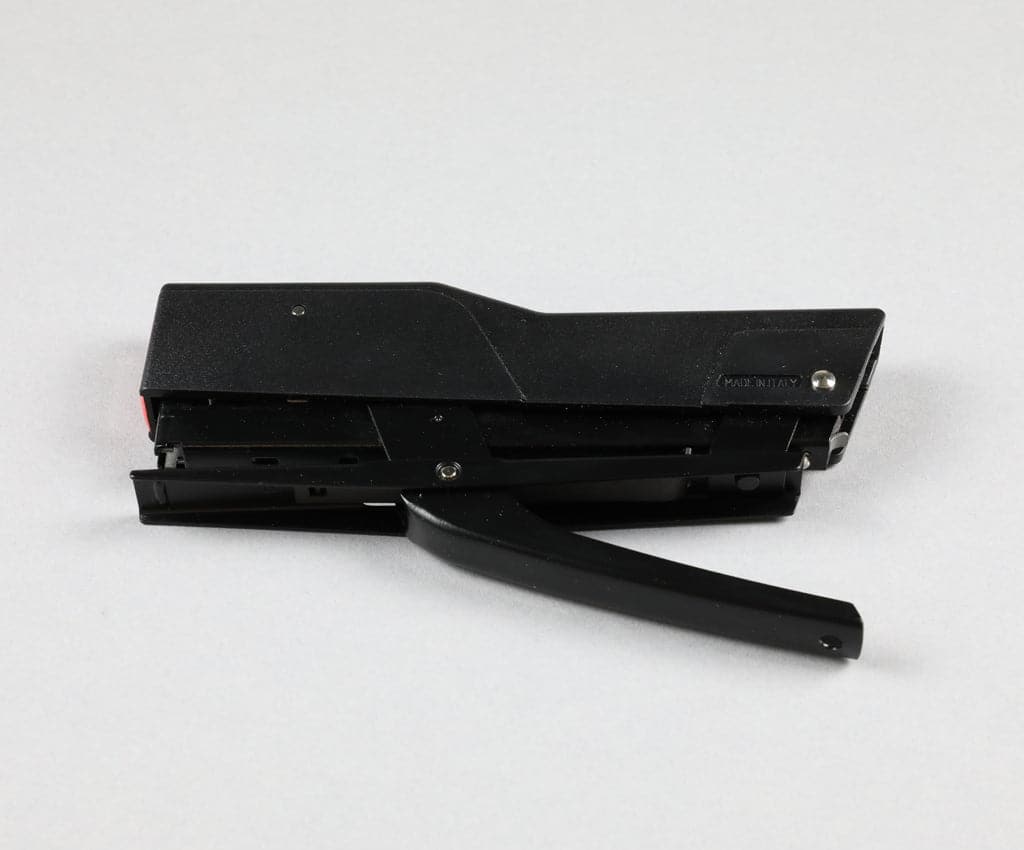 Zenith 590 Stapler | Black