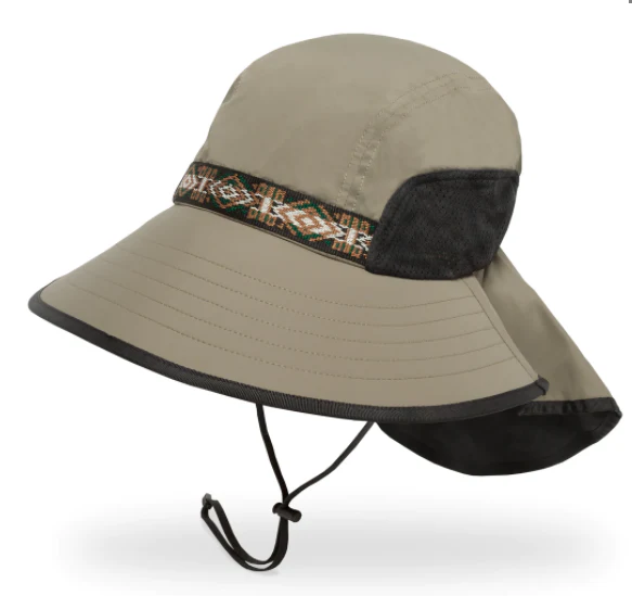 Sunday Afternoons Men/Women’s Adventure Breathable Sun Hat in Sand