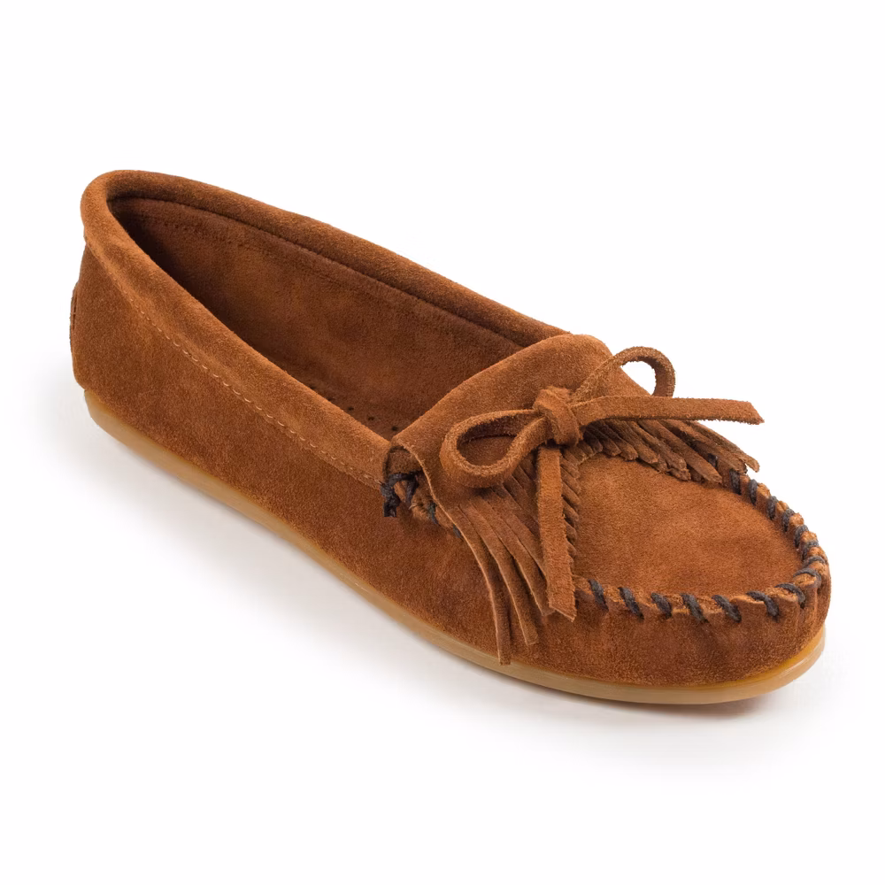 Minnetonka Moccasins Women’s Kilty Hardsole Leather Shoes – Brown [Displayed Items, Never Worn]