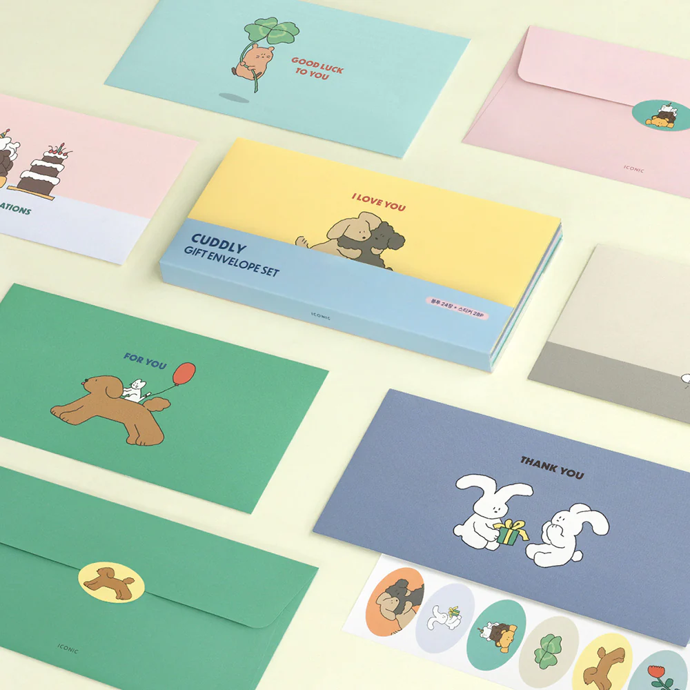 Iconic Cuddly Envelope Set — 24 Envelopes + 28 Stickers