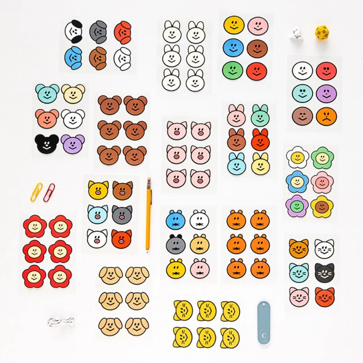Livework Momossi Point Regular Removable Sticker