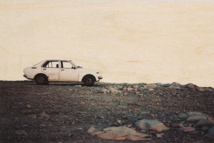 WOODHI Wooden Postcard – Photos White Car